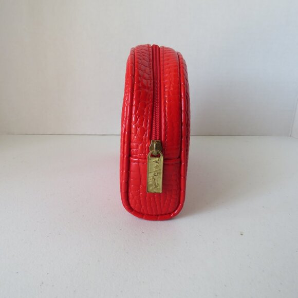 Signature Club A Clamshell Shape Red Cosmetic Makeup Bag Case Organizer - Picture 3 of 6